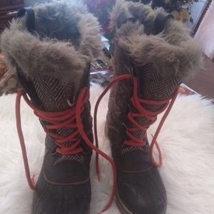 Sorel women boots